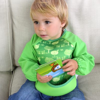 Bibetta neoprenový bryndák s rukávky - zelené sovy (DOPRODEJ)